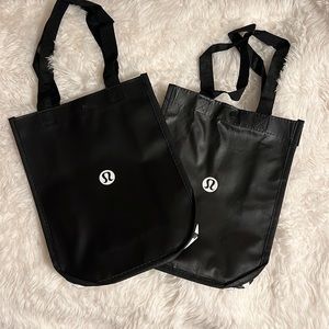 Black lululemon bag